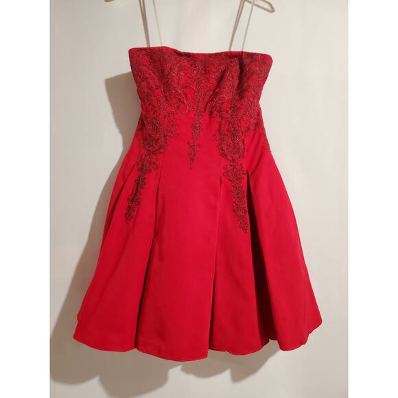 Marchesa Notte Strapless Embroidered Dress Size 2 Red Formal Cocktail Silk Blend - Picture 2 of 14